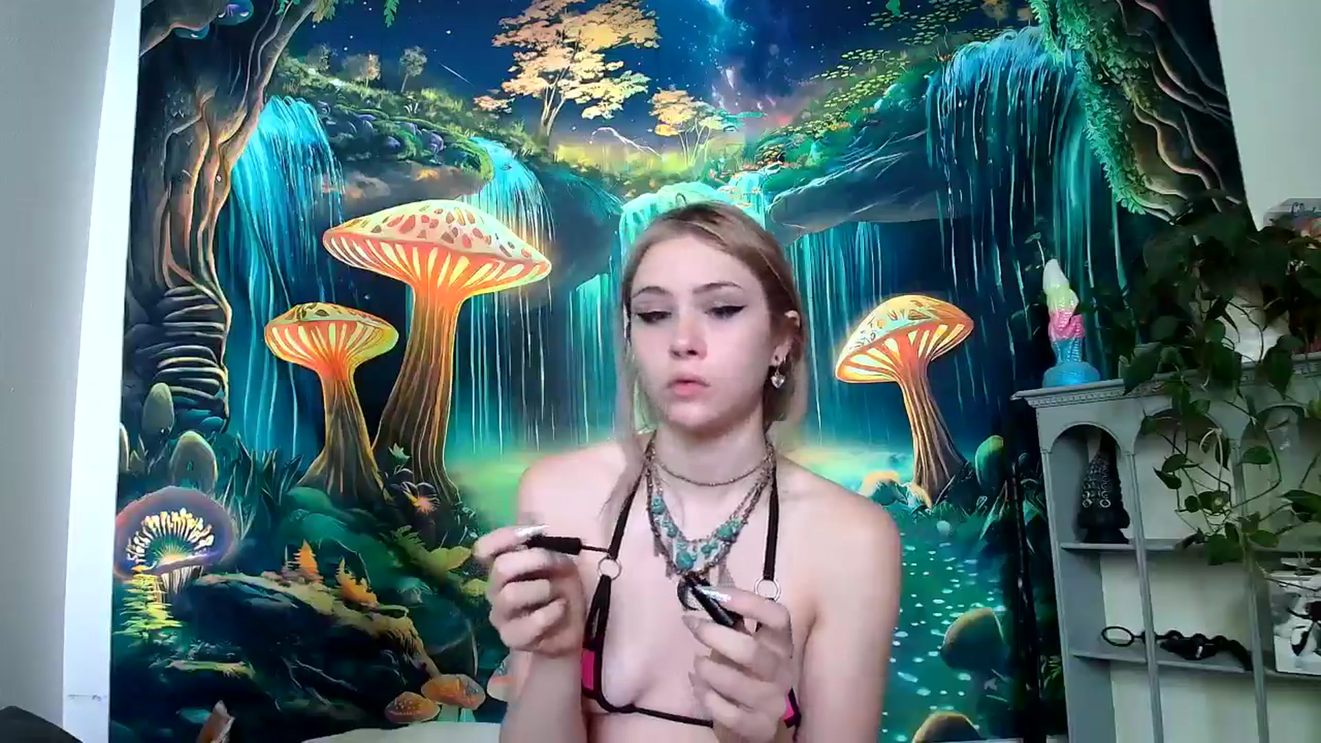 Gallery image thumbnail from tr4pf4iry's myfreecams stream on, 05/15/2024, 18:39 image 6 of 20