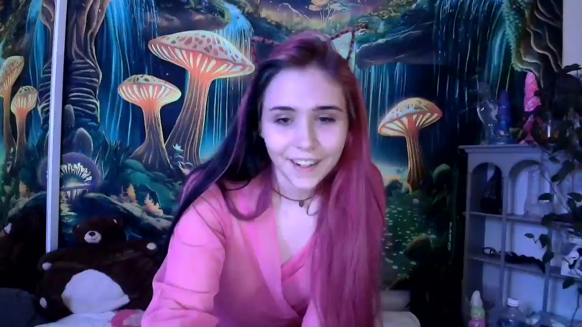 Gallery image thumbnail from tr4pf4iry's myfreecams stream on, 07/03/2024, 09:35 image 1 of 20