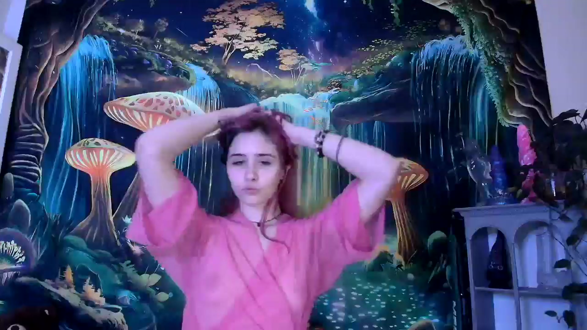 Gallery image thumbnail from tr4pf4iry's myfreecams stream on, 07/03/2024, 09:35 image 3 of 20