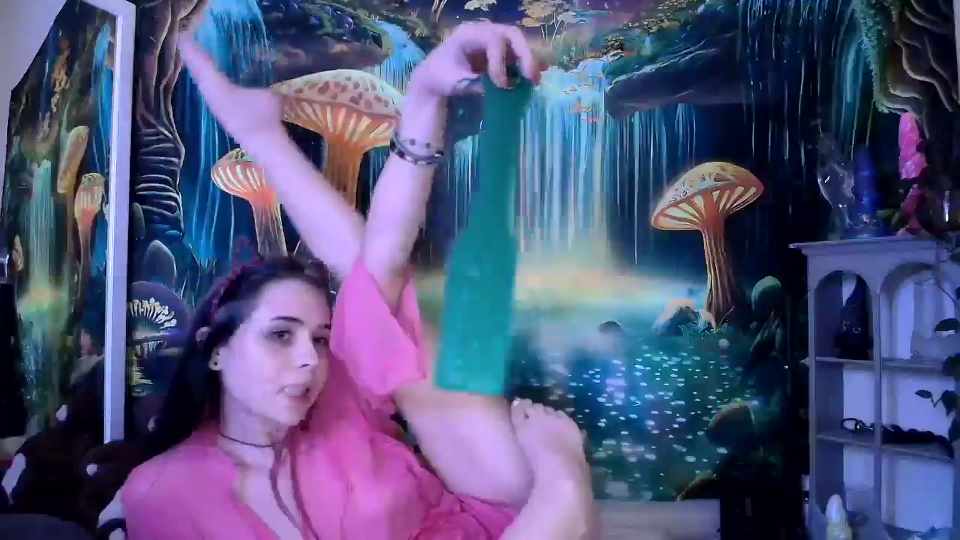 Gallery image thumbnail from tr4pf4iry's myfreecams stream on, 07/03/2024, 10:01 image 17 of 20
