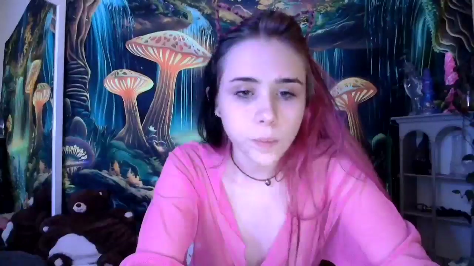 Gallery image thumbnail from tr4pf4iry's myfreecams stream on, 07/03/2024, 10:01 image 12 of 20
