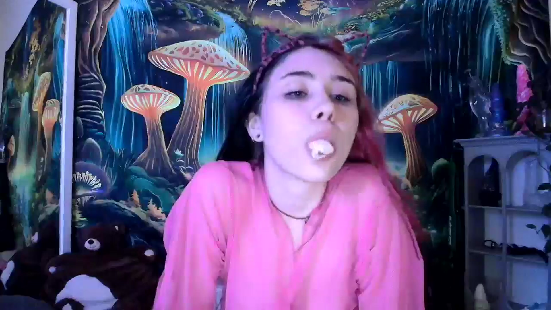 Gallery image thumbnail from tr4pf4iry's myfreecams stream on, 07/03/2024, 10:01 image 16 of 20