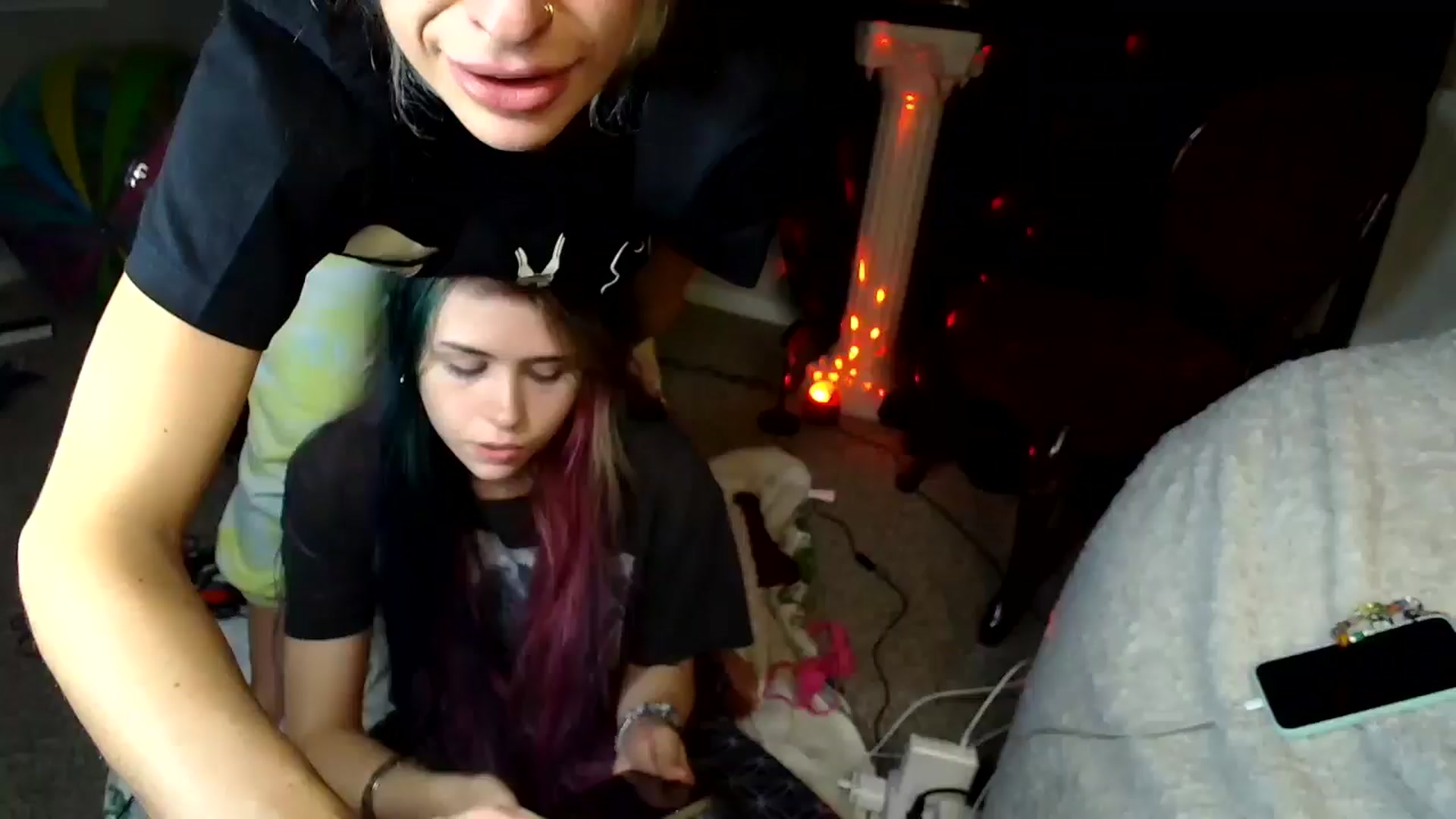 Gallery image thumbnail from tr4pf4iry's myfreecams stream on, 09/04/2024, 08:46 image 11 of 20
