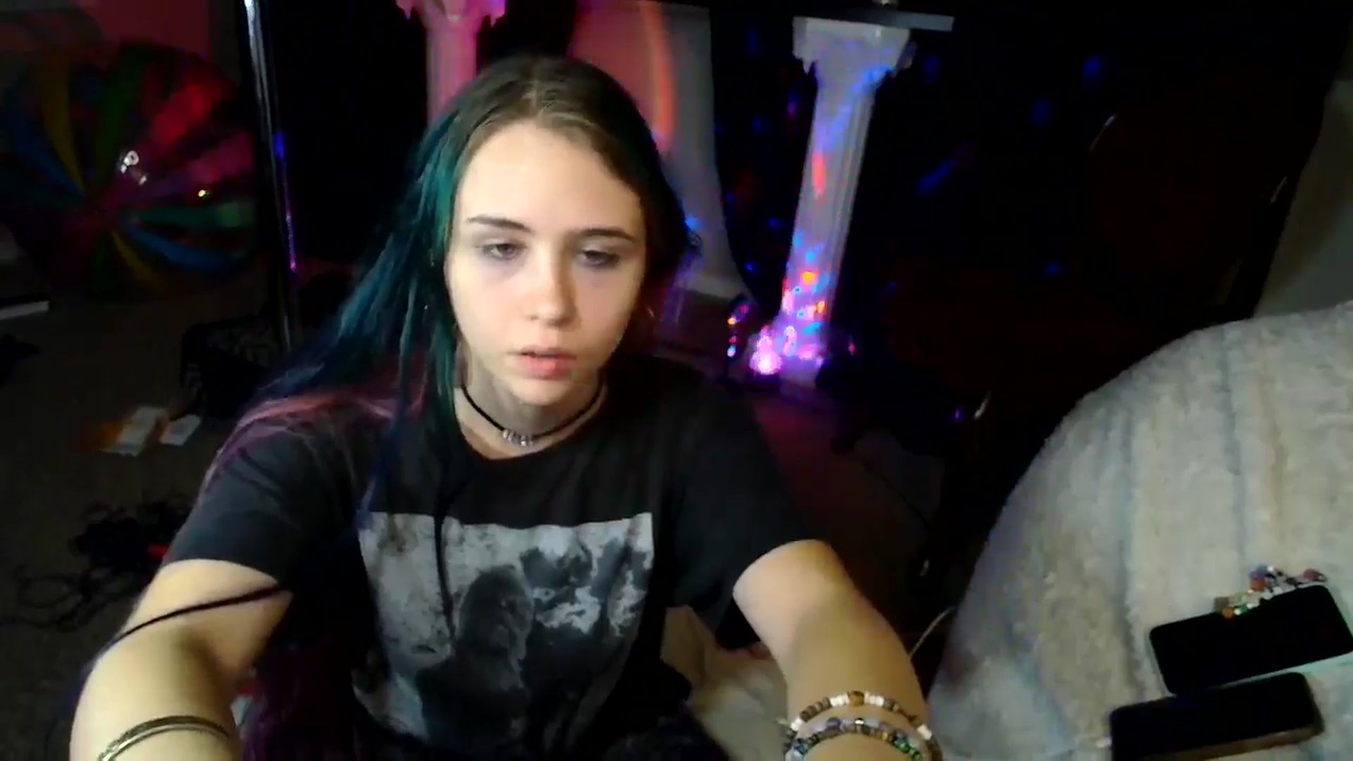 Gallery image thumbnail from tr4pf4iry's myfreecams stream on, 09/04/2024, 08:46 image 16 of 20