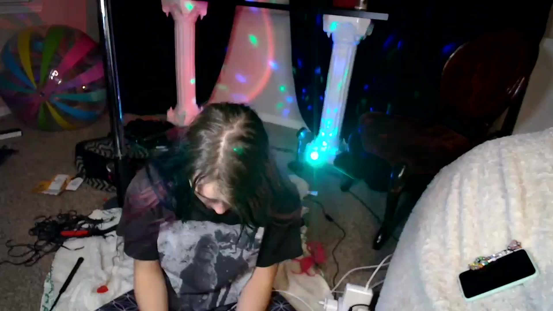Gallery image thumbnail from tr4pf4iry's myfreecams stream on, 09/04/2024, 08:46 image 19 of 20