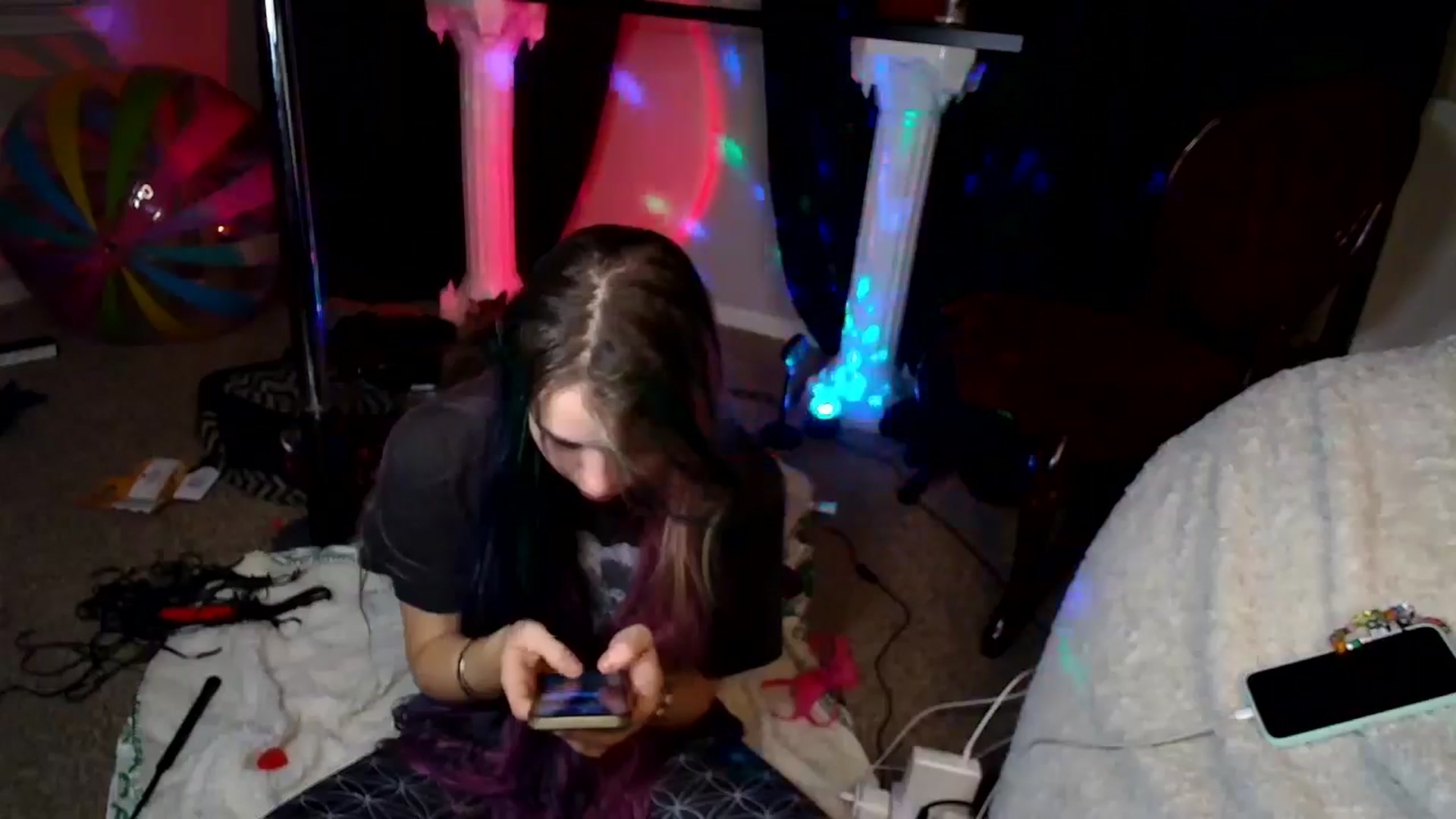 Gallery image thumbnail from tr4pf4iry's myfreecams stream on, 09/04/2024, 08:46 image 12 of 20