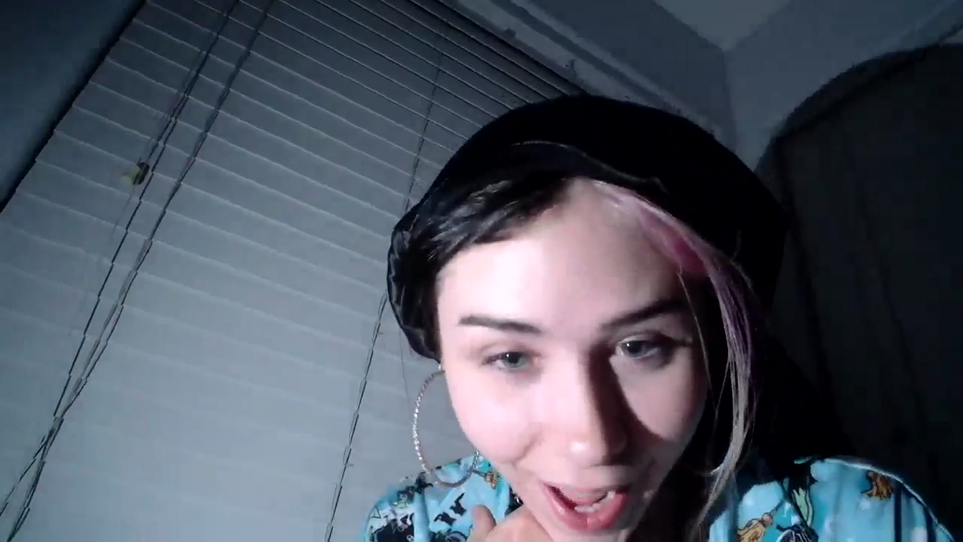 Gallery image thumbnail from tr4pf4iry's myfreecams stream on, 10/20/2024, 11:43 image 4 of 20