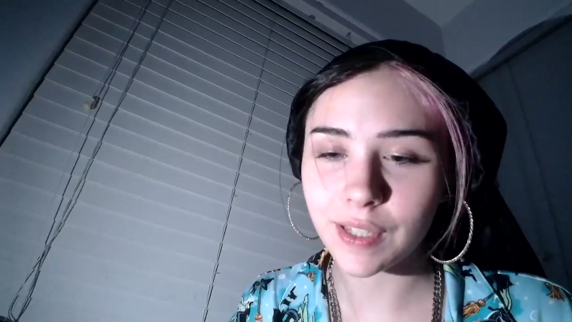 Gallery image thumbnail from tr4pf4iry's myfreecams stream on, 10/20/2024, 11:43 image 6 of 20