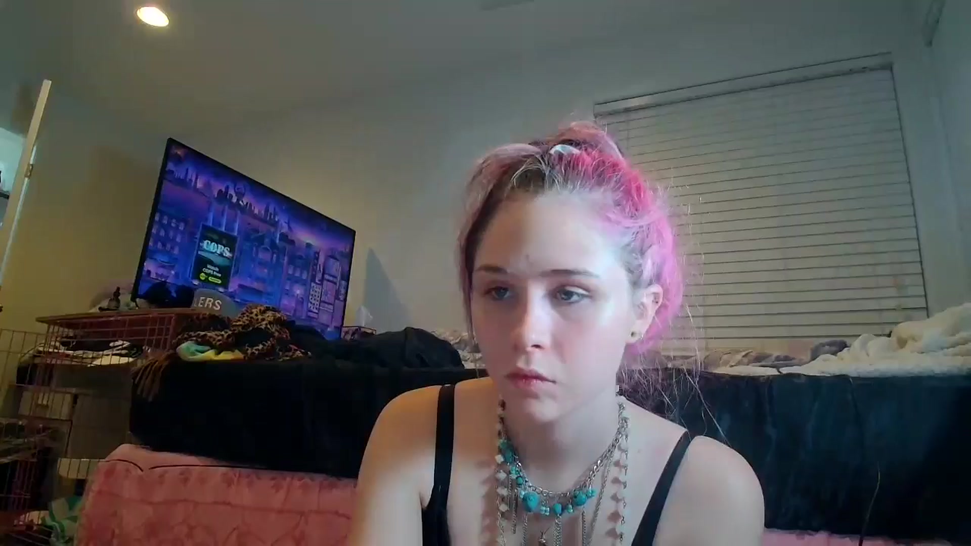 Gallery image thumbnail from tr4pf4iry's myfreecams stream on, 11/08/2024, 10:07 image 15 of 20