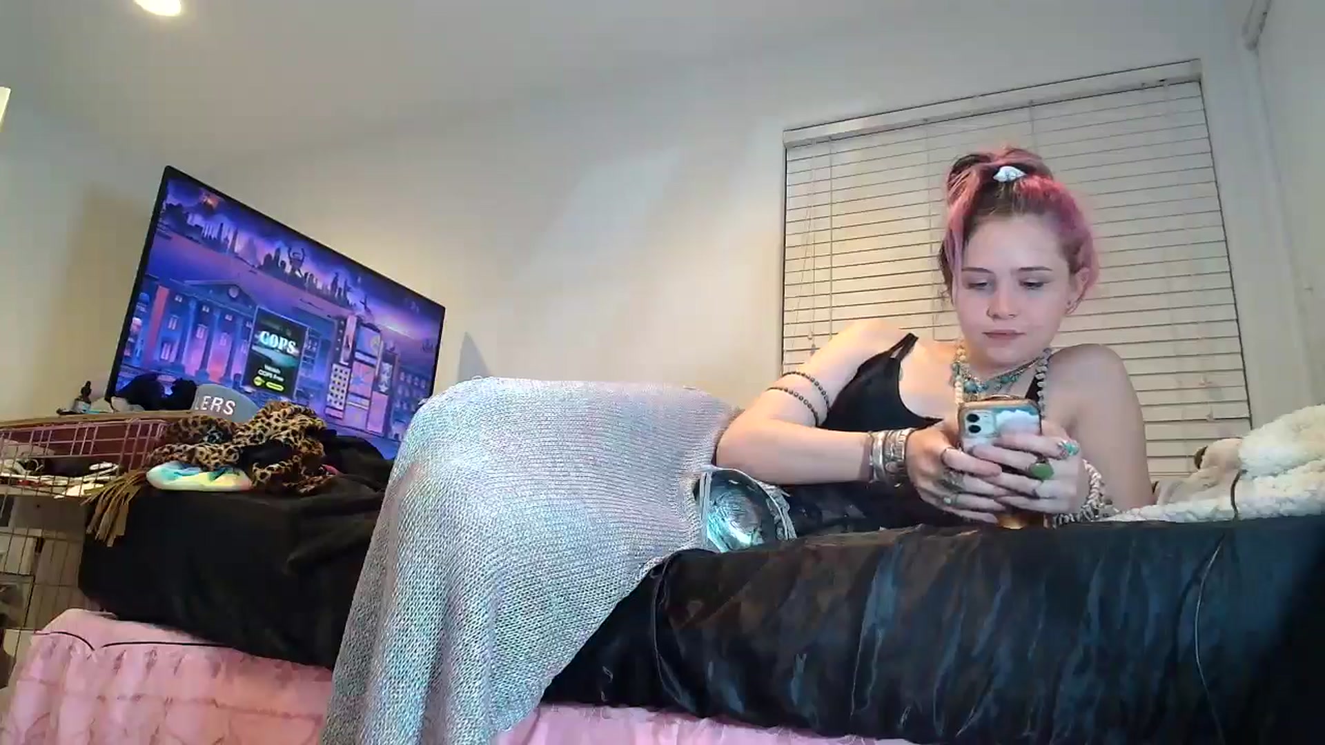 Gallery image thumbnail from tr4pf4iry's myfreecams stream on, 11/08/2024, 10:07 image 8 of 20