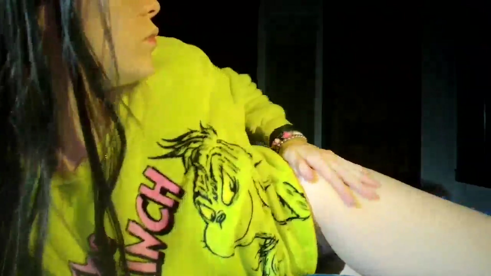 Gallery image thumbnail from tr4pf4iry's myfreecams stream on, 12/25/2024, 08:39 image 12 of 20