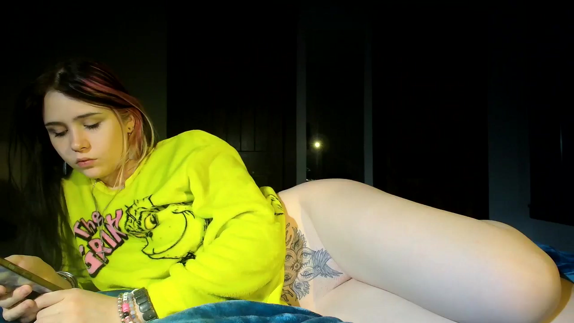Gallery image thumbnail from tr4pf4iry's myfreecams stream on, 12/25/2024, 08:39 image 8 of 20
