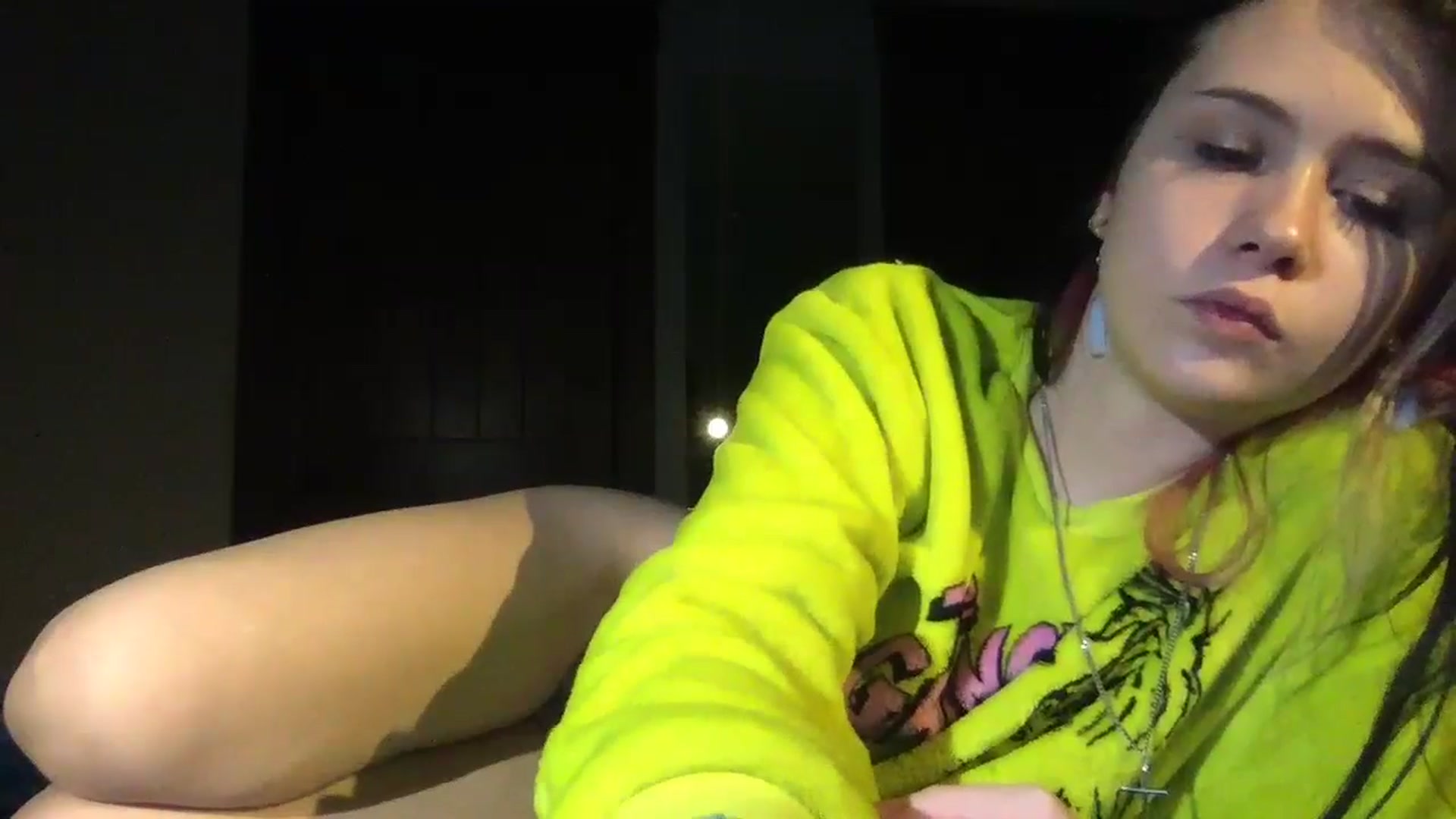 Gallery image thumbnail from tr4pf4iry's myfreecams stream on, 12/25/2024, 08:56 image 12 of 20