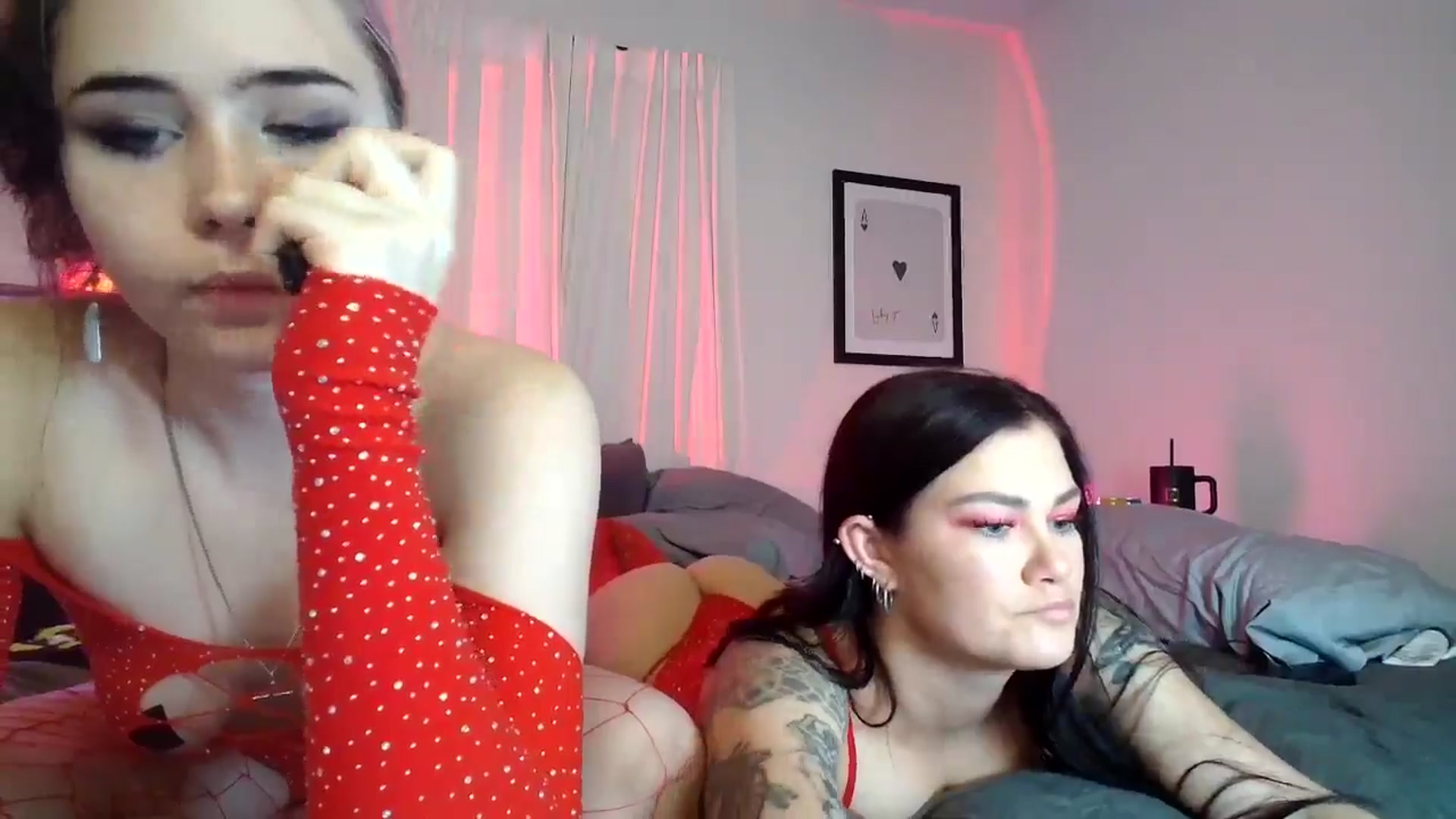 Gallery image thumbnail from tr4pf4iry's myfreecams stream on, 12/28/2024, 10:04 image 19 of 20