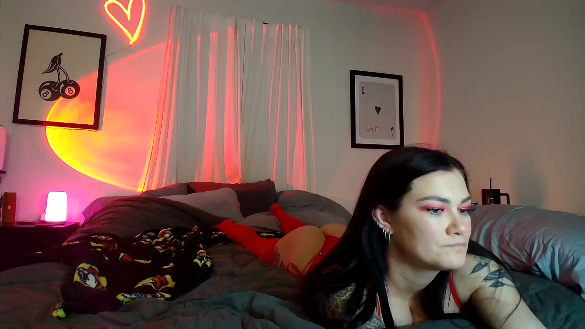 Gallery image thumbnail from tr4pf4iry's myfreecams stream on, 12/28/2024, 10:04 image 8 of 20