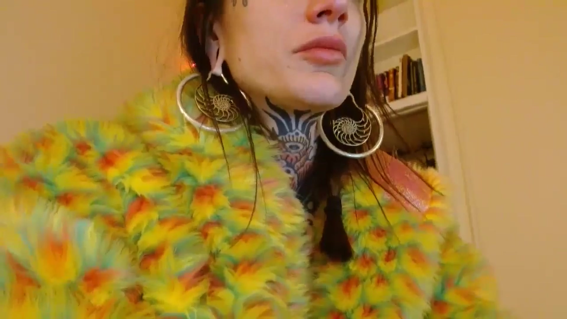 Gallery image thumbnail from trash_angel69's myfreecams stream on, 07/06/2025, 08:31 image 15 of 20