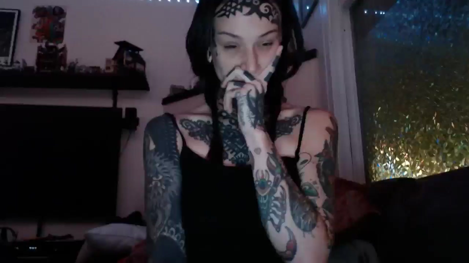 Gallery image thumbnail from trash_angel69's myfreecams stream on, 09/30/2025, 09:23 image 10 of 20