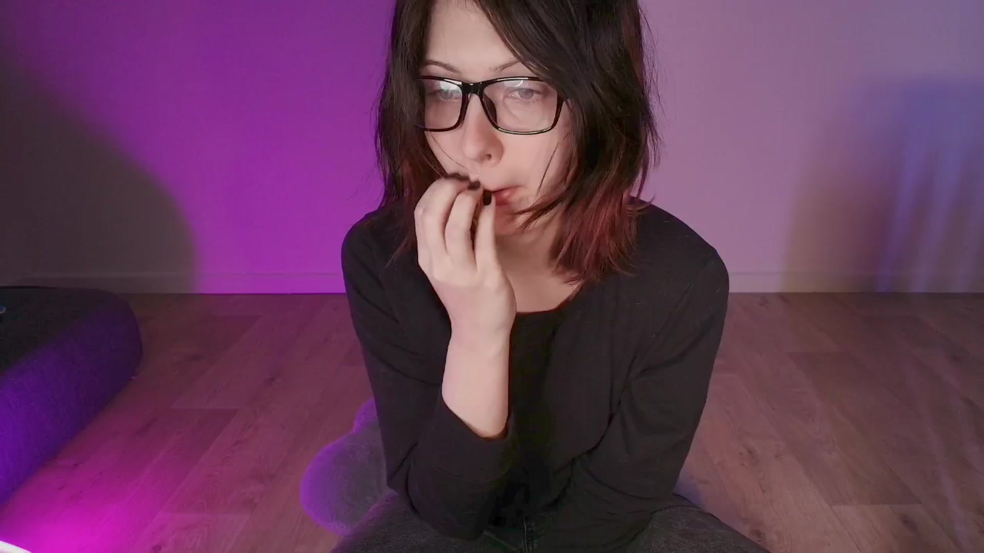 Gallery image thumbnail from ughfine's myfreecams stream on, 09/10/2025, 05:27 image 1 of 20