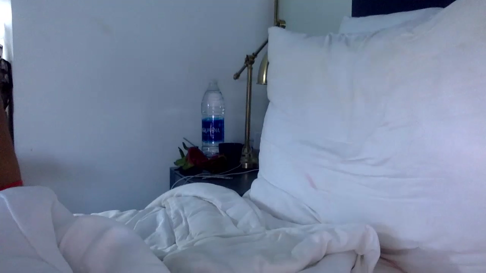 Gallery image thumbnail from ukbabe18's myfreecams stream on, 11/22/2022, 11:20 image 7 of 20