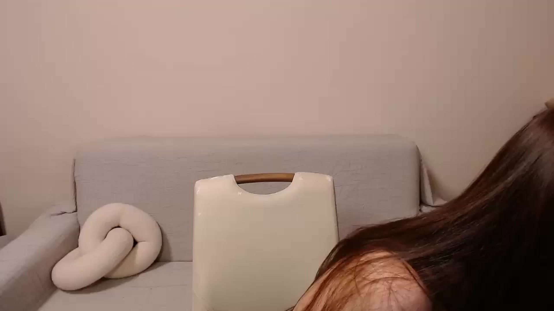 Gallery image thumbnail from ulohu's myfreecams stream on, 03/06/2025, 18:07 image 17 of 20