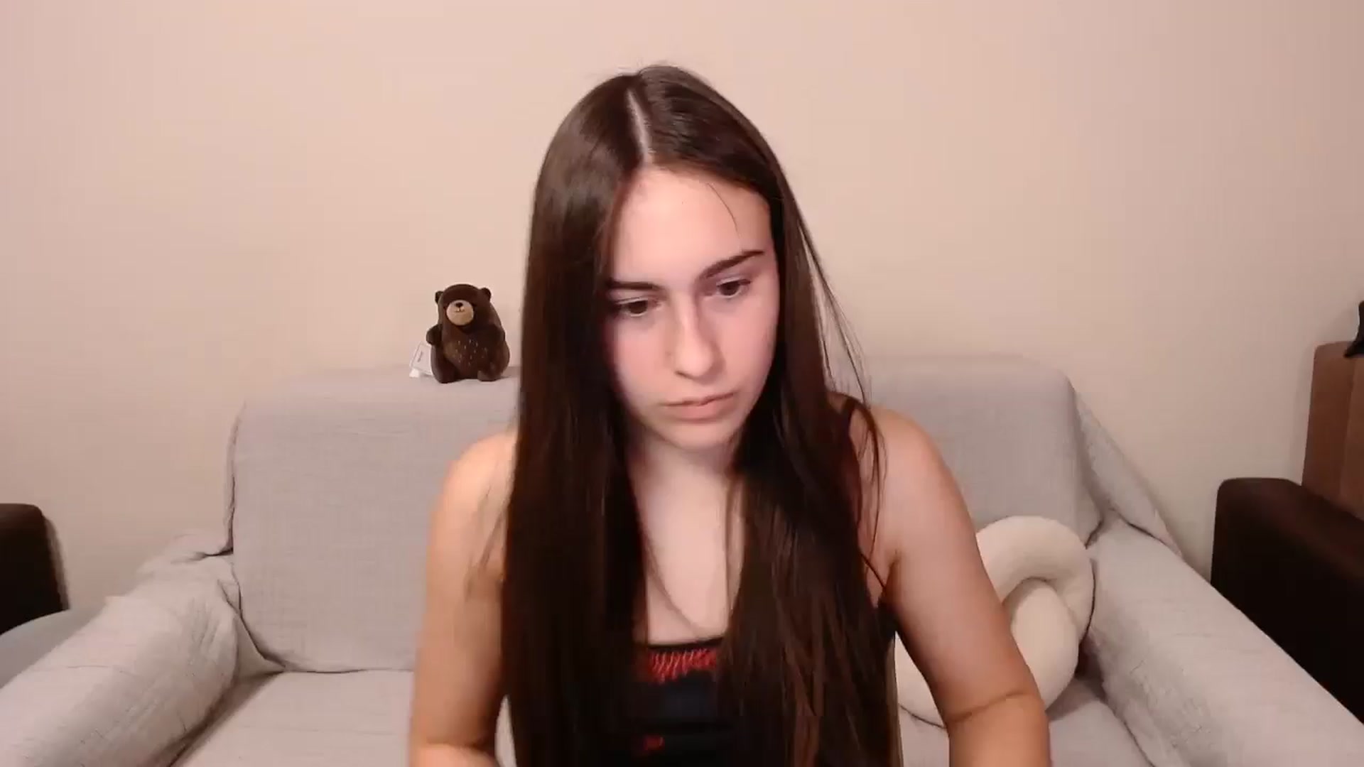 Gallery image thumbnail from ulohu's myfreecams stream on, 03/10/2025, 20:01 image 15 of 20