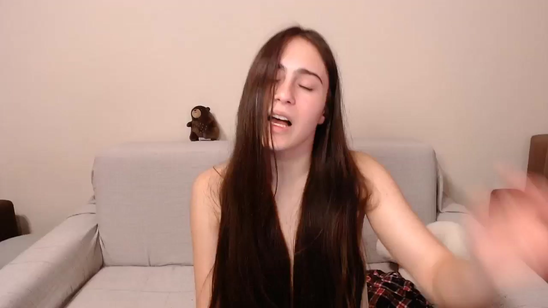 Gallery image thumbnail from ulohu's myfreecams stream on, 03/13/2025, 20:07 image 9 of 20