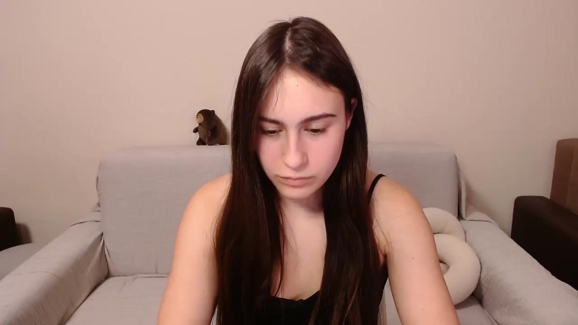 Gallery image thumbnail from ulohu's myfreecams stream on, 03/14/2025, 18:25 image 14 of 20