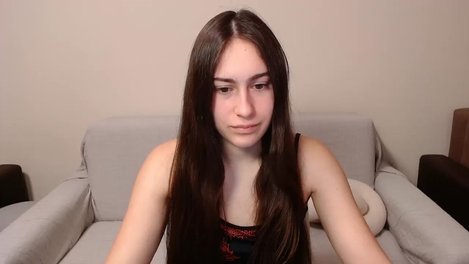 Gallery image thumbnail from ulohu's myfreecams stream on, 03/18/2025, 24:47 image 7 of 20
