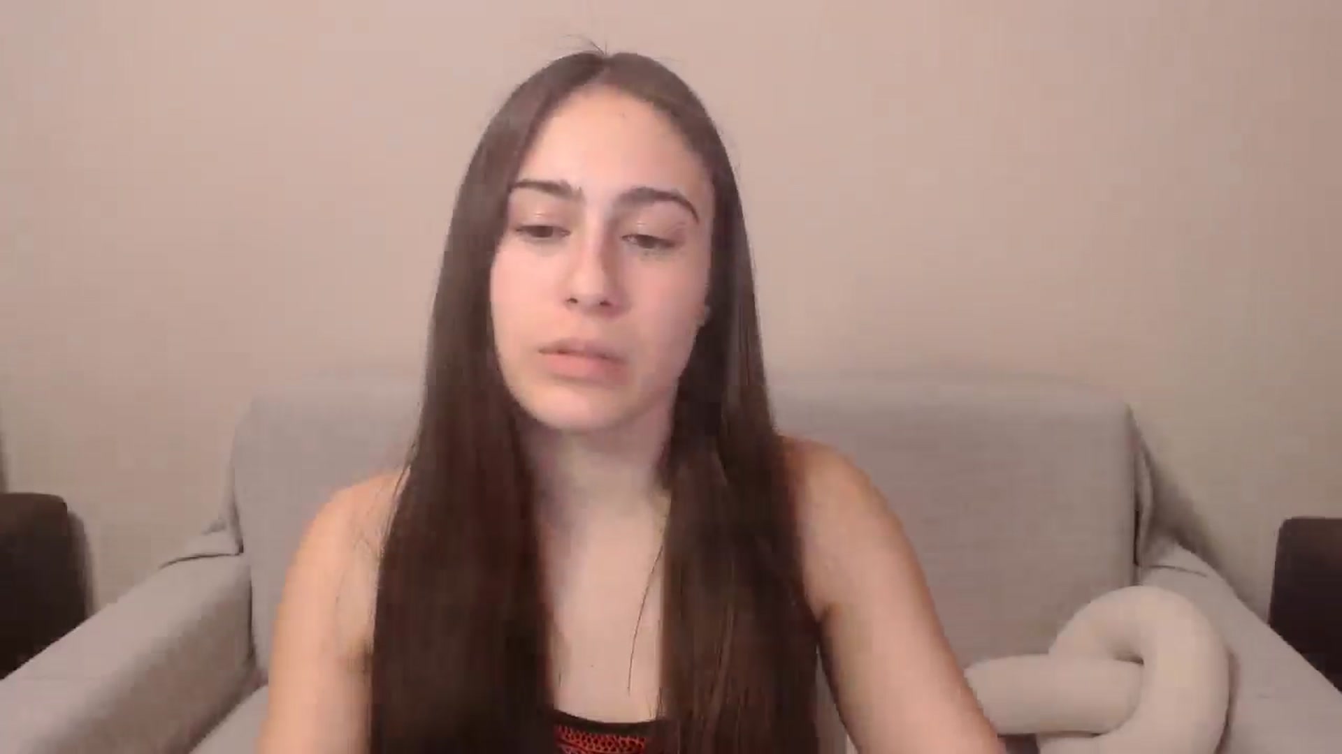 Gallery image thumbnail from ulohu's myfreecams stream on, 03/26/2025, 18:57 image 16 of 20