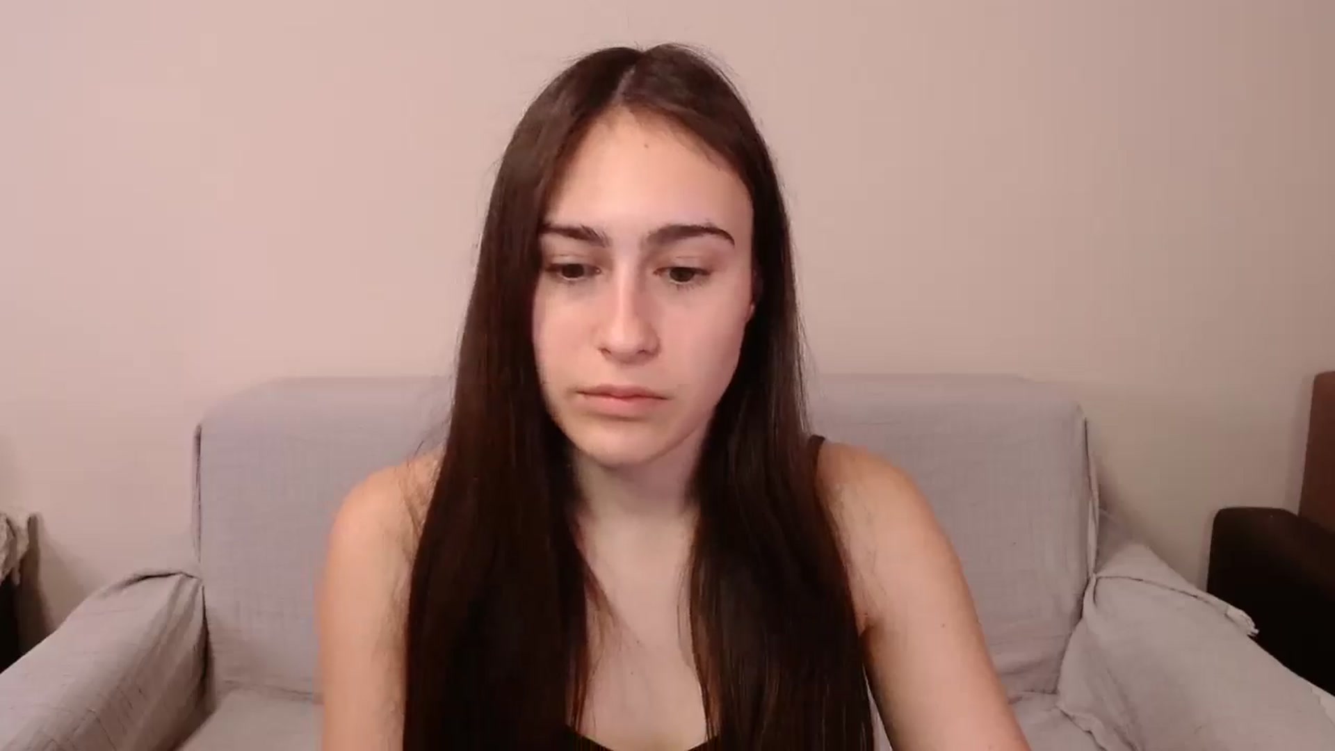 Gallery image thumbnail from ulohu's myfreecams stream on, 03/30/2025, 16:43 image 4 of 20