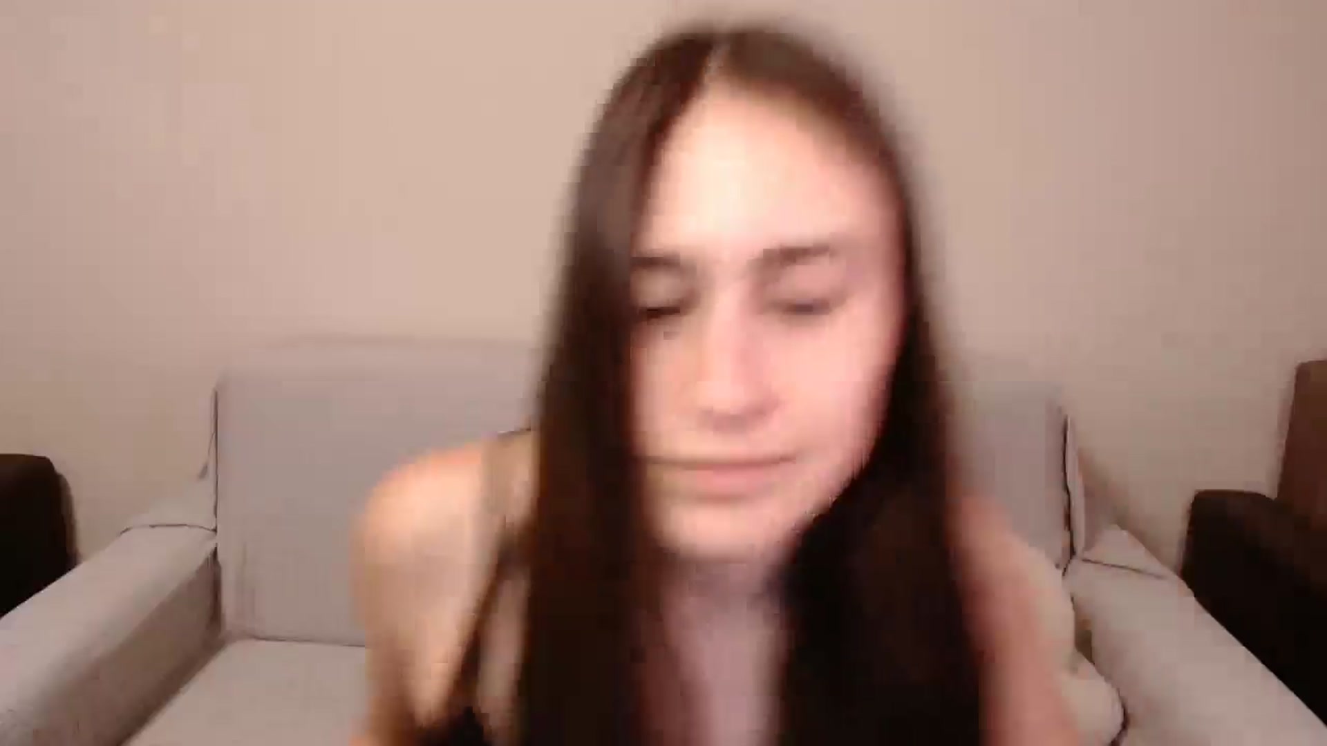 Gallery image thumbnail from ulohu's myfreecams stream on, 04/07/2025, 03:03 image 10 of 20