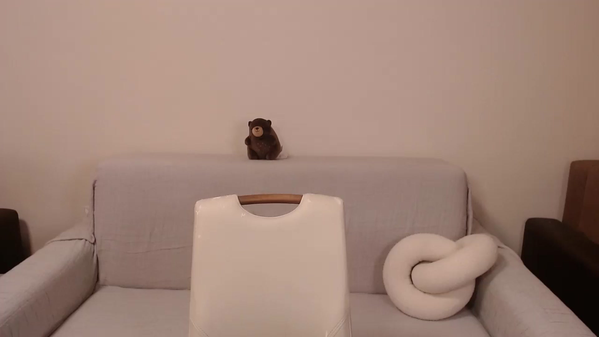 Gallery image thumbnail from ulohu's myfreecams stream on, 04/12/2025, 13:13 image 5 of 20