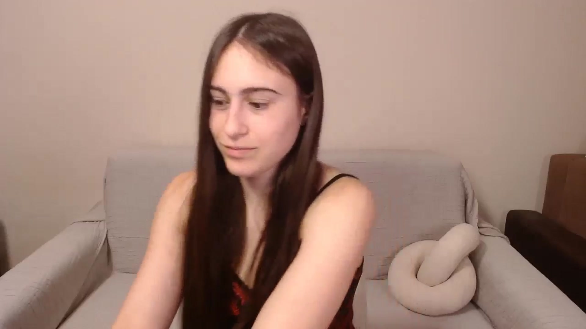 Gallery image thumbnail from ulohu's myfreecams stream on, 04/24/2025, 23:34 image 19 of 20