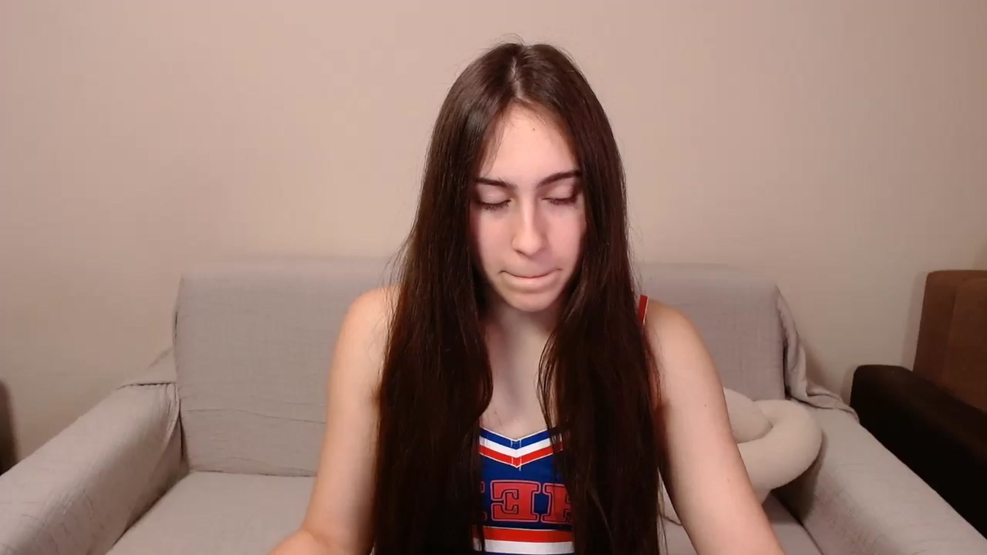 Gallery image thumbnail from ulohu's myfreecams stream on, 04/25/2025, 16:54 image 16 of 20