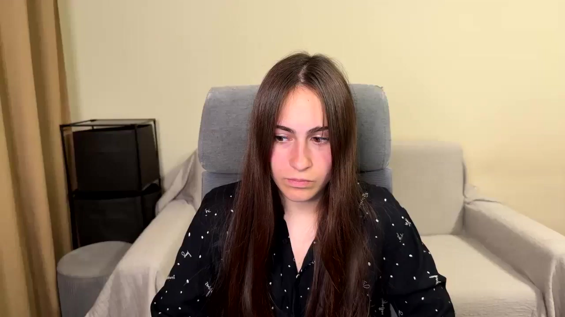 Gallery image thumbnail from ulohu's myfreecams stream on, 07/14/2025, 21:31 image 16 of 20