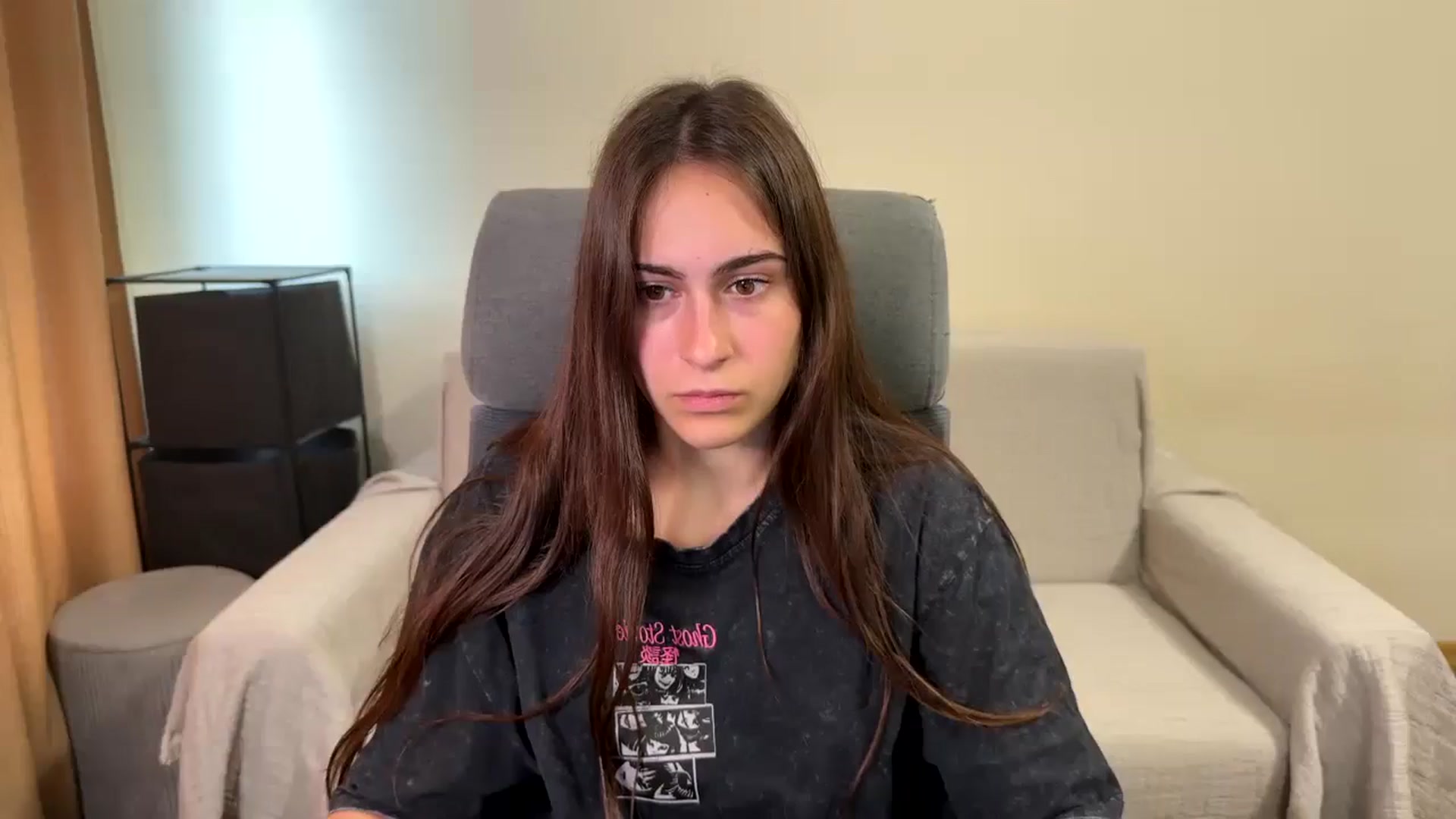 Gallery image thumbnail from ulohu's myfreecams stream on, 07/21/2025, 16:14 image 14 of 20