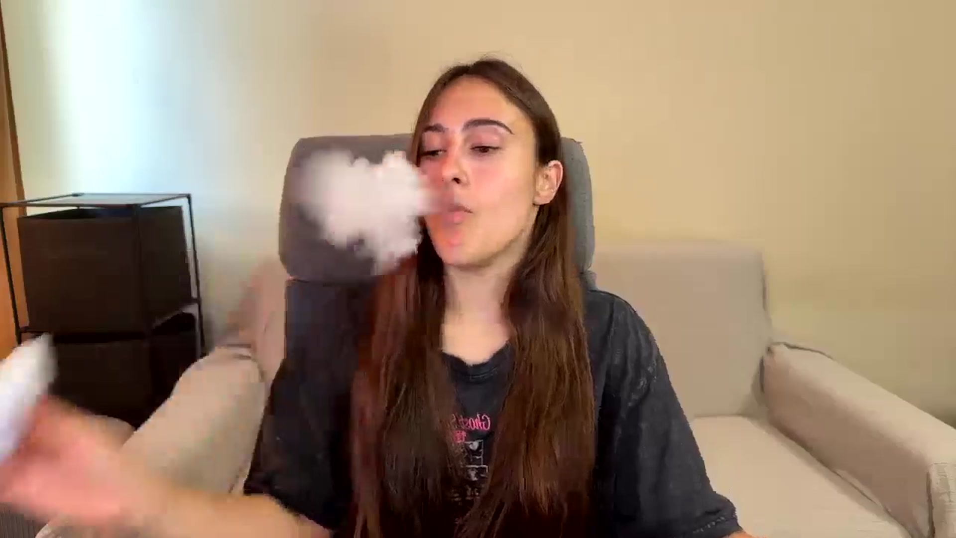 Gallery image thumbnail from ulohu's myfreecams stream on, 08/01/2025, 13:53 image 14 of 20