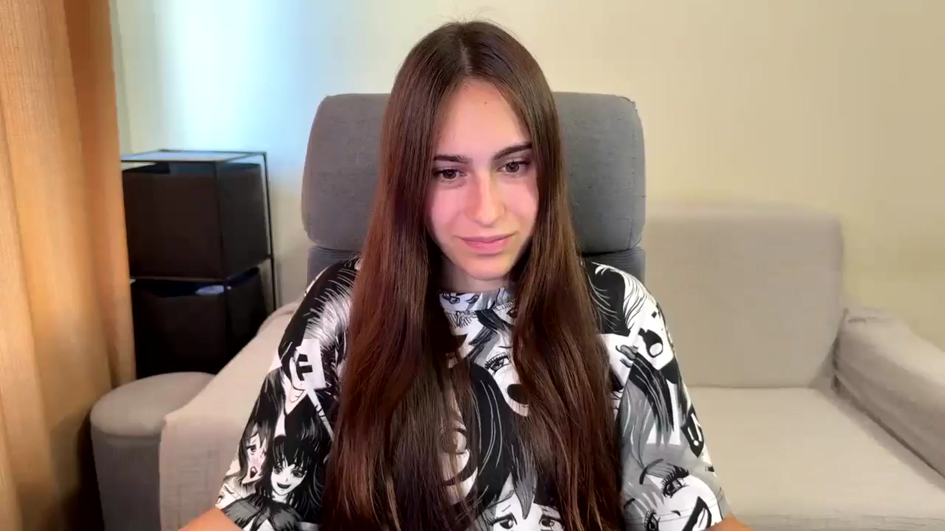 Gallery image thumbnail from ulohu's myfreecams stream on, 08/03/2025, 15:23 image 3 of 20