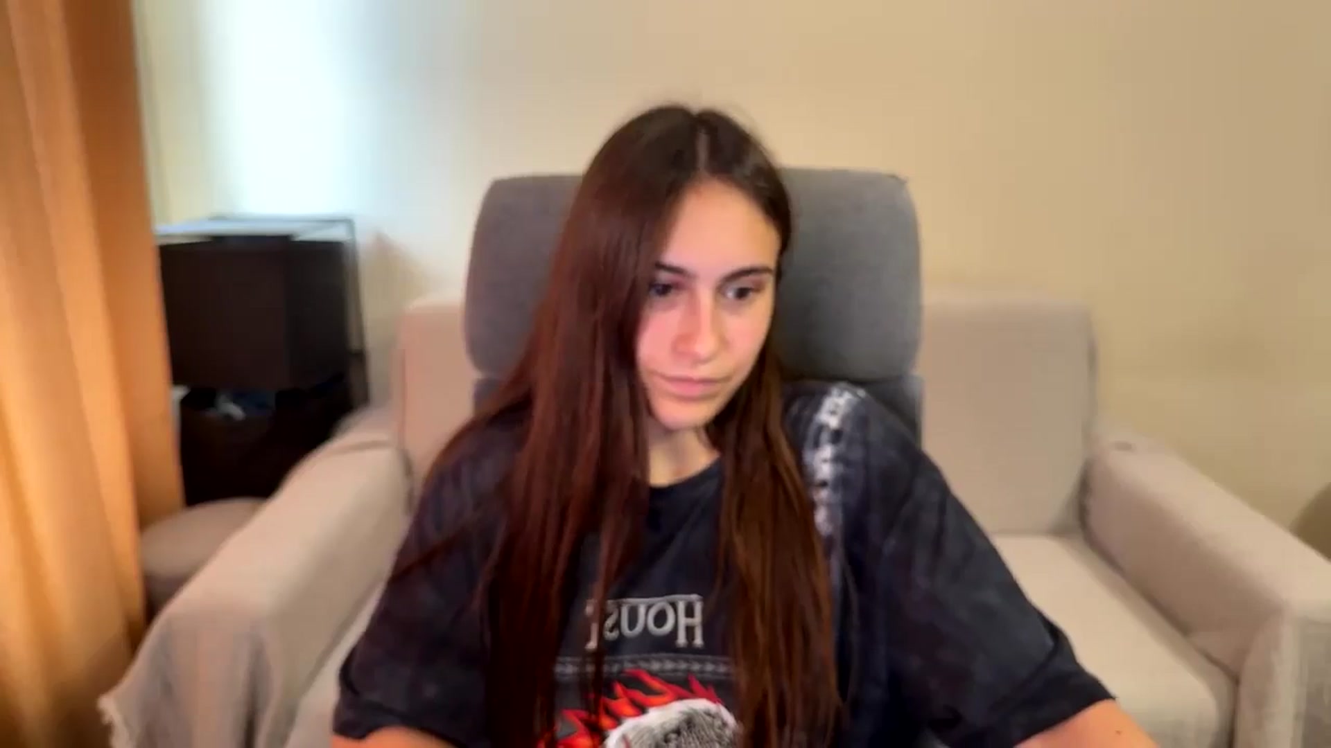 Gallery image thumbnail from ulohu's myfreecams stream on, 08/19/2025, 12:58 image 7 of 20