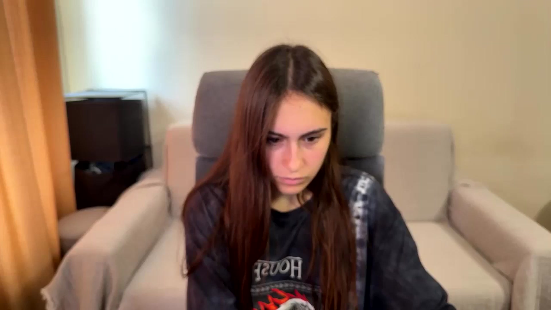 Gallery image thumbnail from ulohu's myfreecams stream on, 08/19/2025, 12:58 image 10 of 20