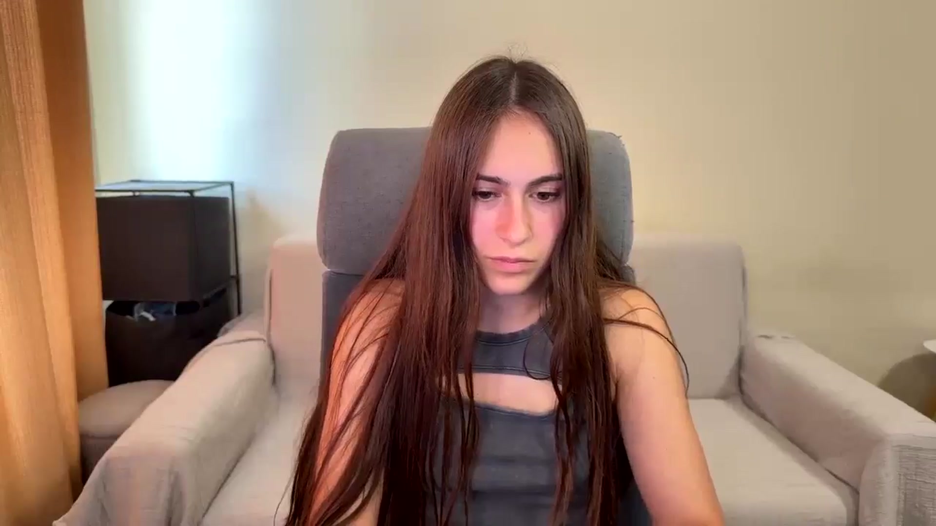 Gallery image thumbnail from ulohu's myfreecams stream on, 08/19/2025, 13:47 image 8 of 20