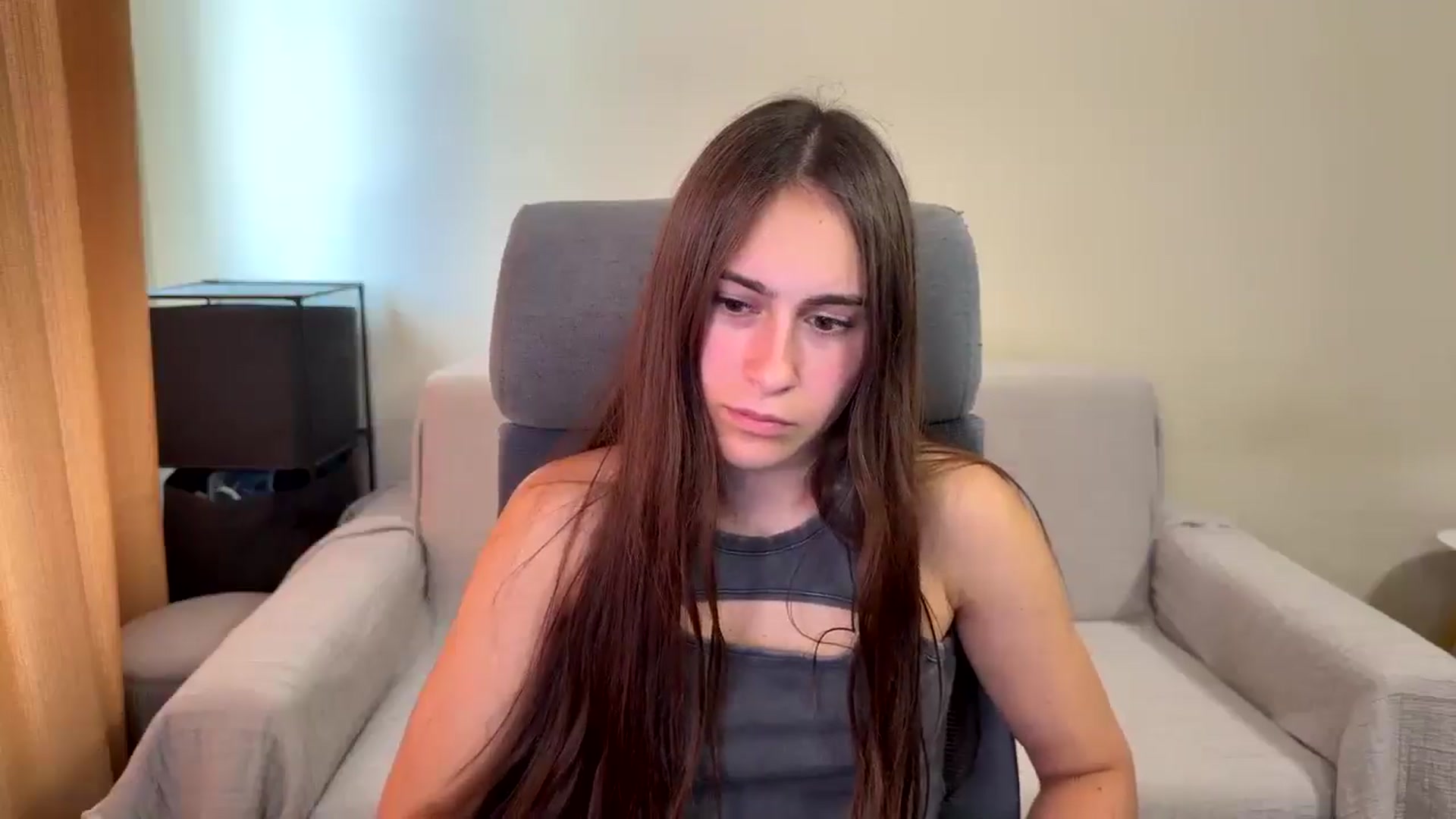 Gallery image thumbnail from ulohu's myfreecams stream on, 08/19/2025, 13:47 image 11 of 20
