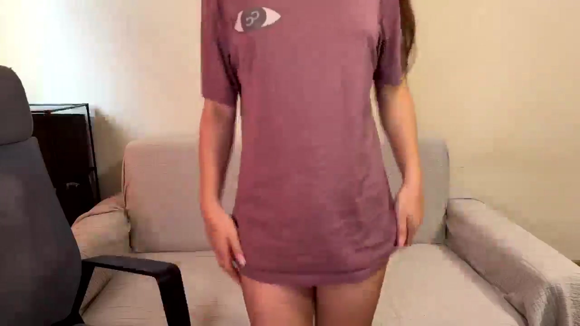 Gallery image thumbnail from ulohu's myfreecams stream on, 09/08/2025, 14:20 image 6 of 20