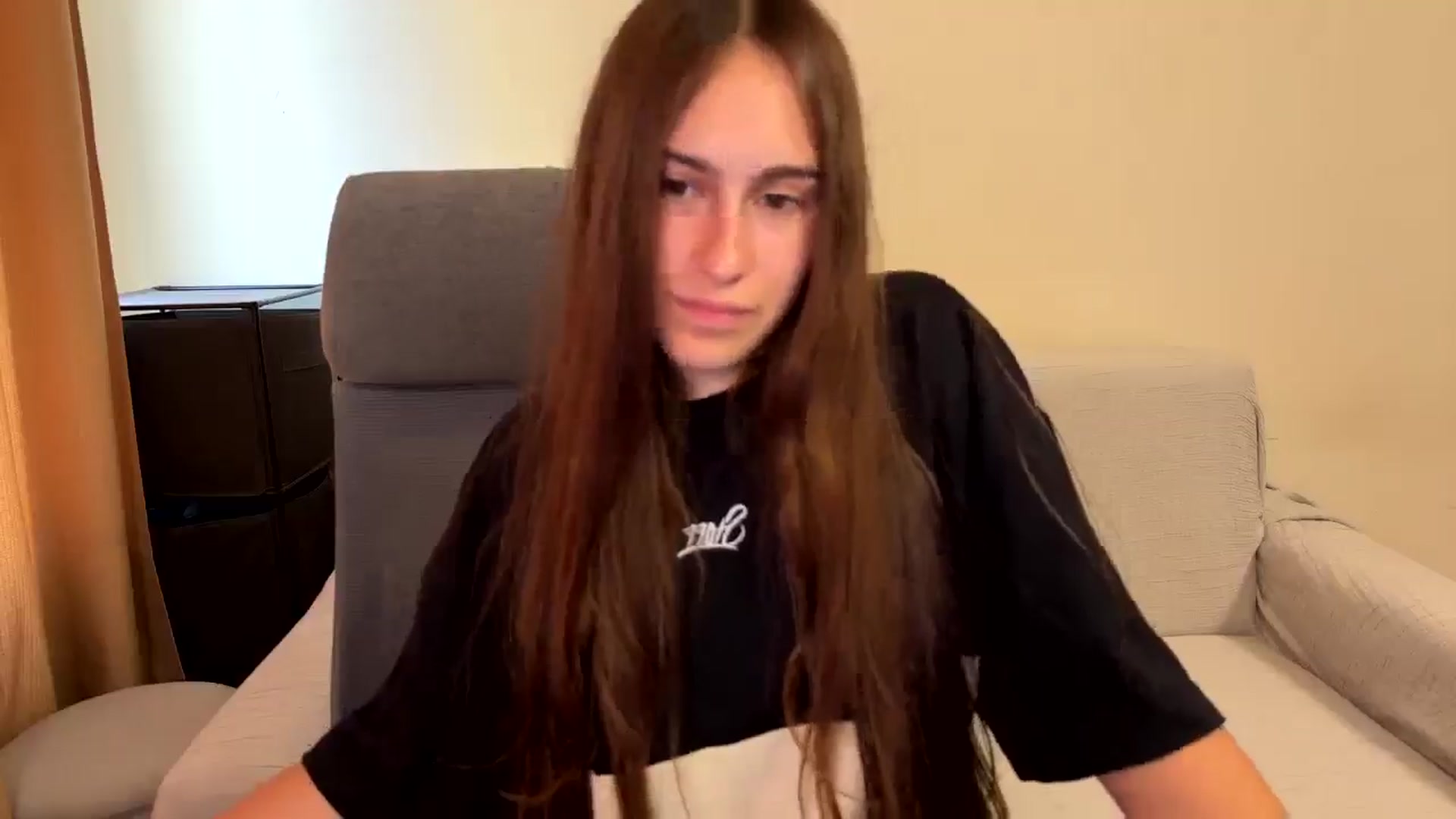 Gallery image thumbnail from ulohu's myfreecams stream on, 09/09/2025, 13:50 image 18 of 20