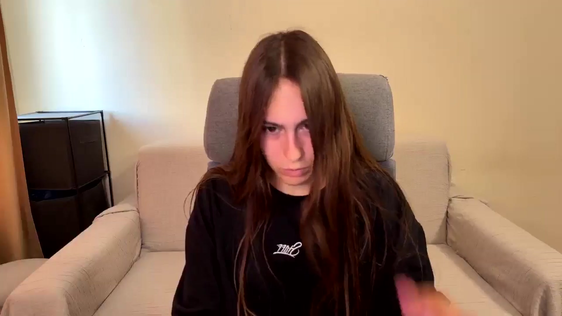 Gallery image thumbnail from ulohu's myfreecams stream on, 09/10/2025, 13:22 image 17 of 20