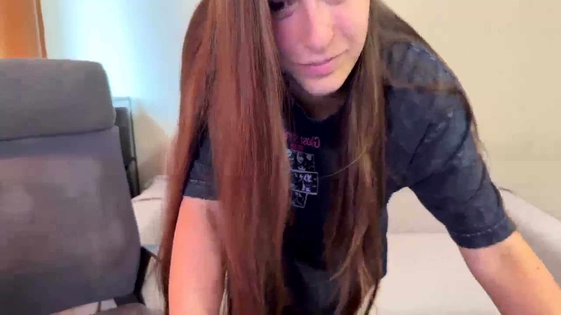 Gallery image thumbnail from ulohu's myfreecams stream on, 09/13/2025, 11:29 image 13 of 20