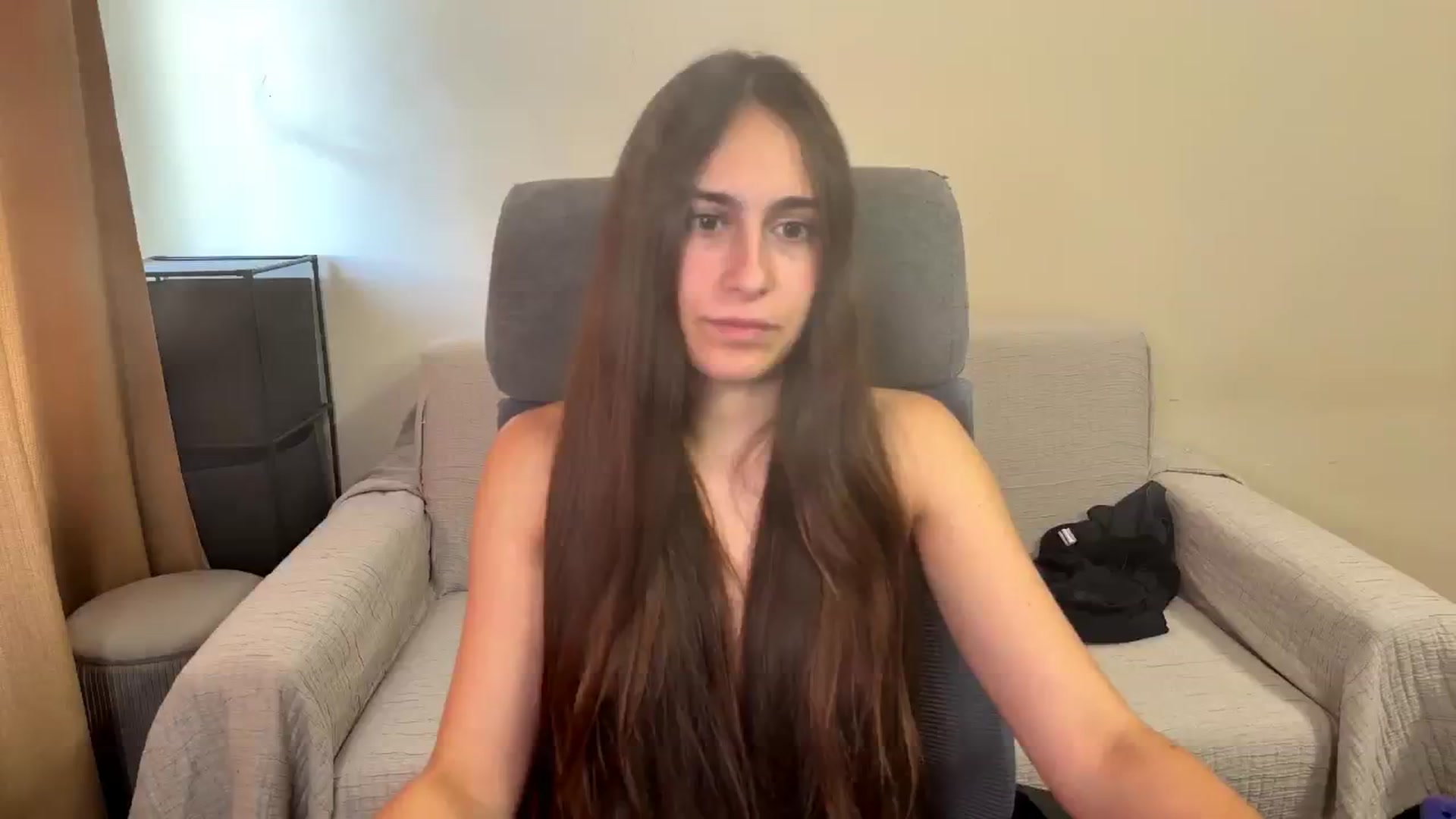 Gallery image thumbnail from ulohu's myfreecams stream on, 09/18/2025, 12:10 image 9 of 20