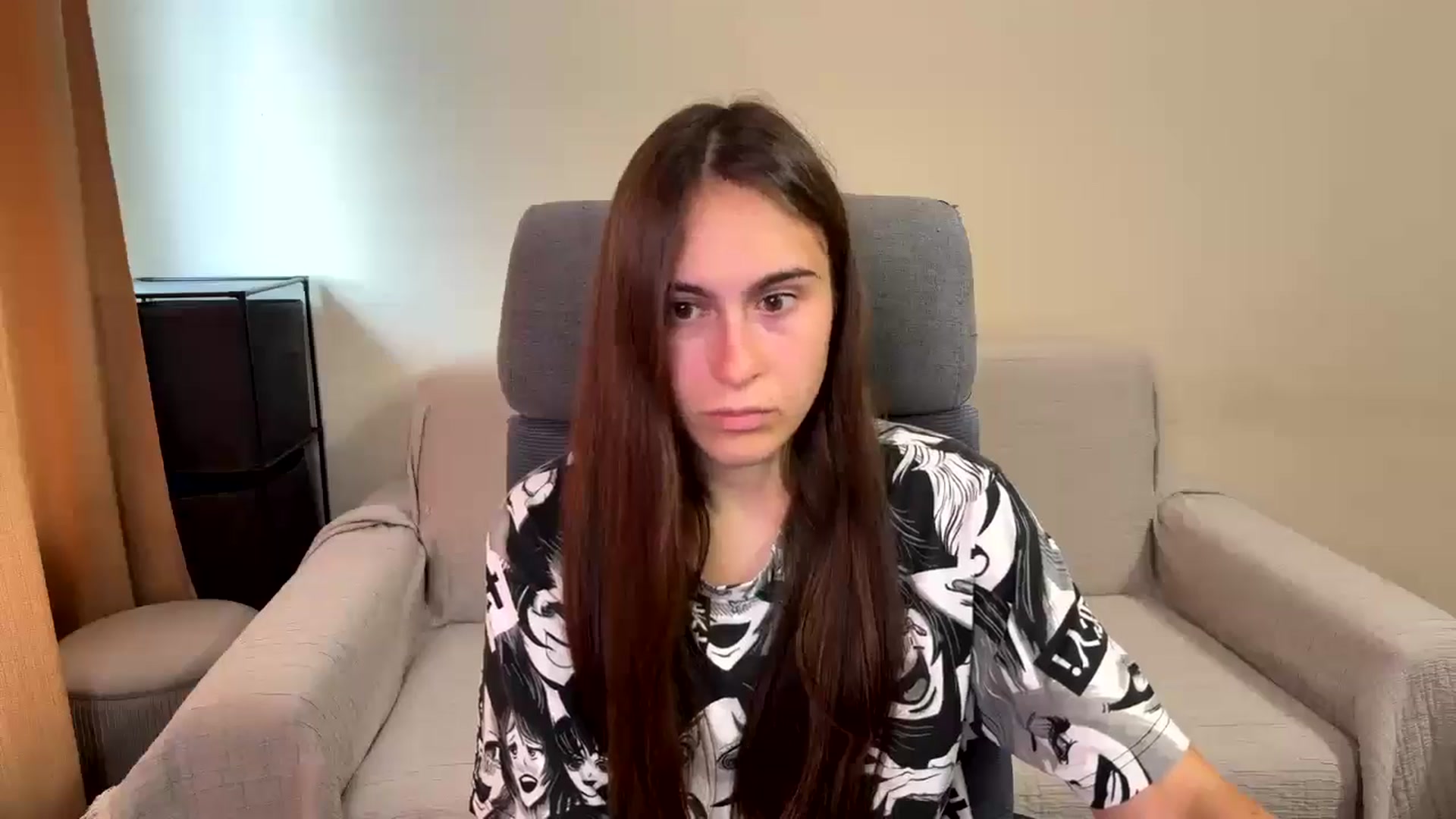 Gallery image thumbnail from ulohu's myfreecams stream on, 09/19/2025, 13:22 image 18 of 20