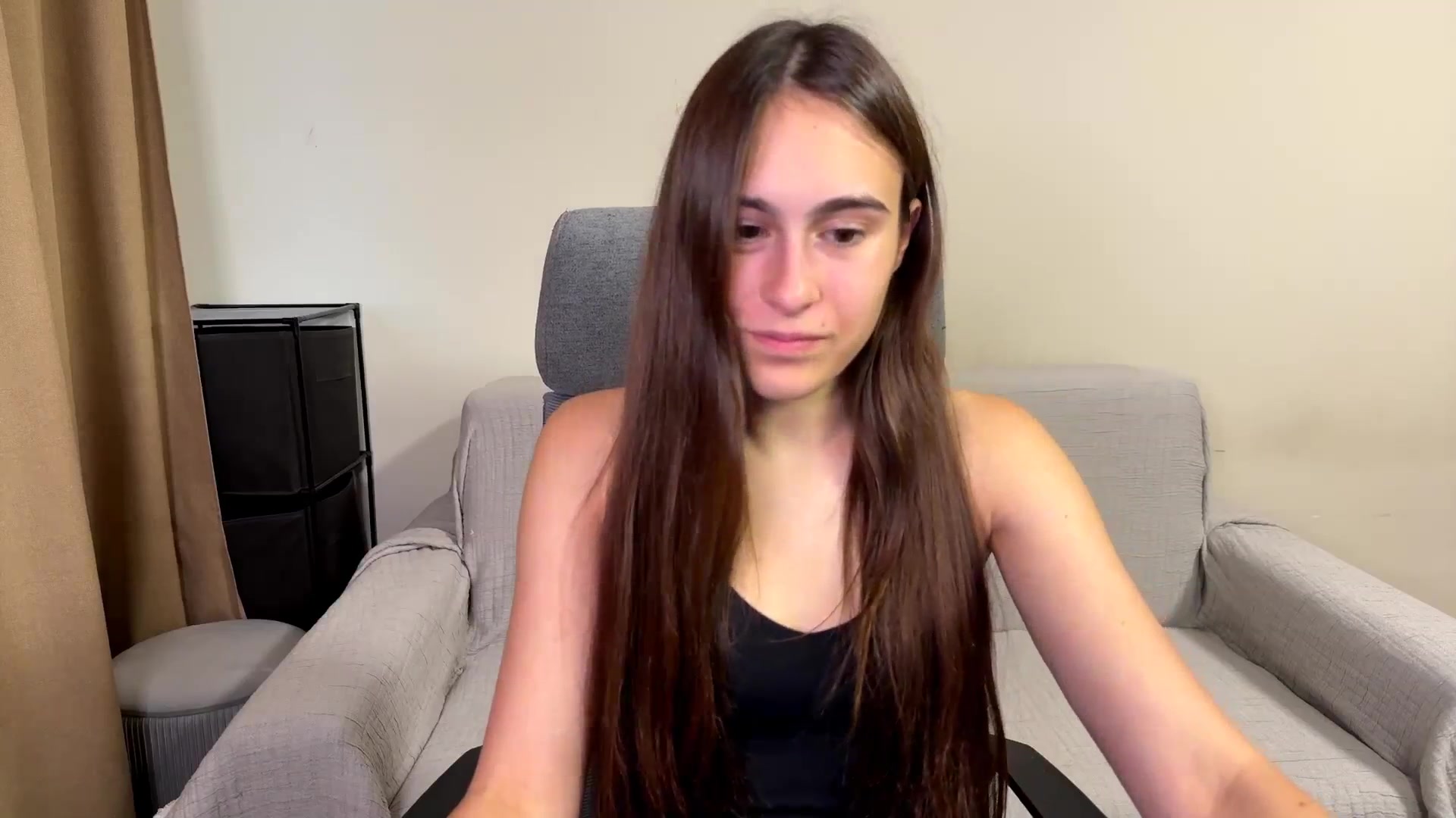 Gallery image thumbnail from ulohu's myfreecams stream on, 09/19/2025, 15:59 image 17 of 20