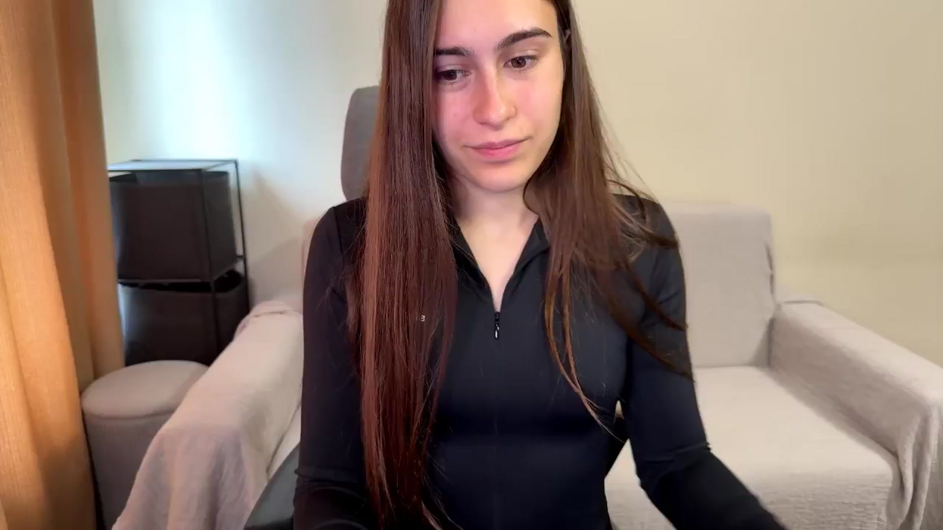Gallery image thumbnail from ulohu's myfreecams stream on, 09/29/2025, 10:31 image 18 of 20